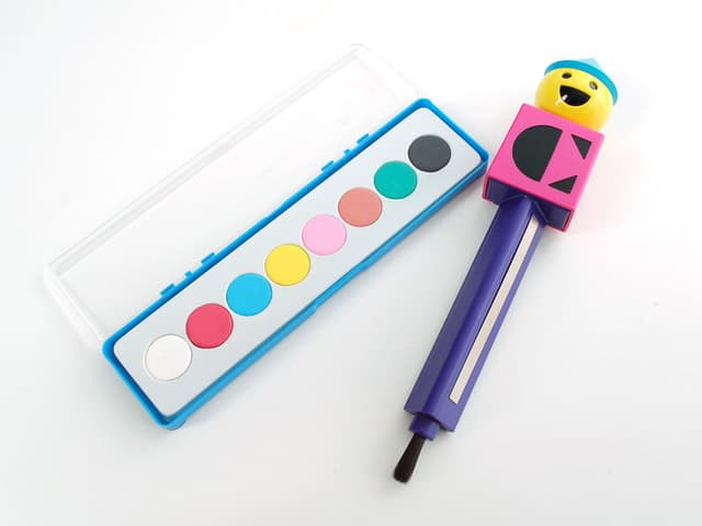 Colorforms Brush with Genius