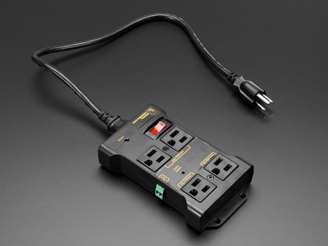 Controllable Four Outlet Power Relay Module version 2