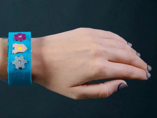 myDazzu - Programmable Wearable Electronic Wristband