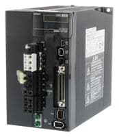 OMRON INDUSTRIAL AUTOMATION - R88D-KT50F - Servomoteur, 5 kW, Triphasé, 16,5 A, 50Hz/60 Hz, 380VAC, 480VAC