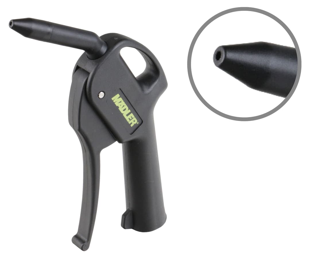 Blowgun with straight, scratchproof nozzle