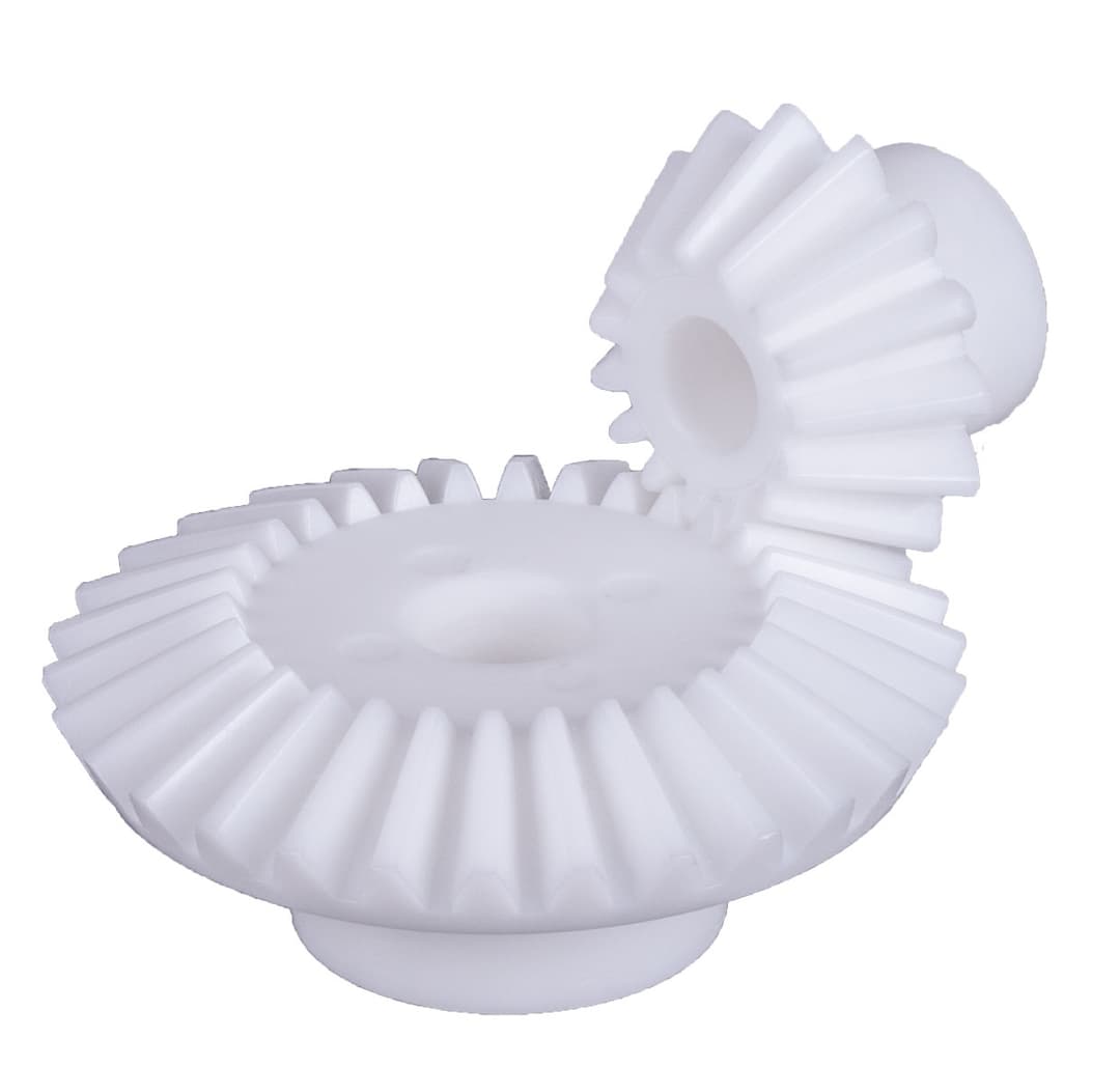 Bevel gear made of polyacetal resin die-cast module 1.5 15 teeth i=3:1 bore 8mm