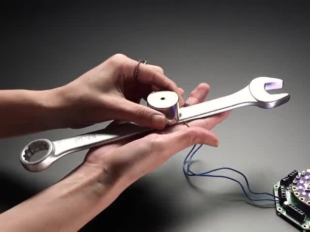 5V Electromagnet - 10 Kg Holding Force