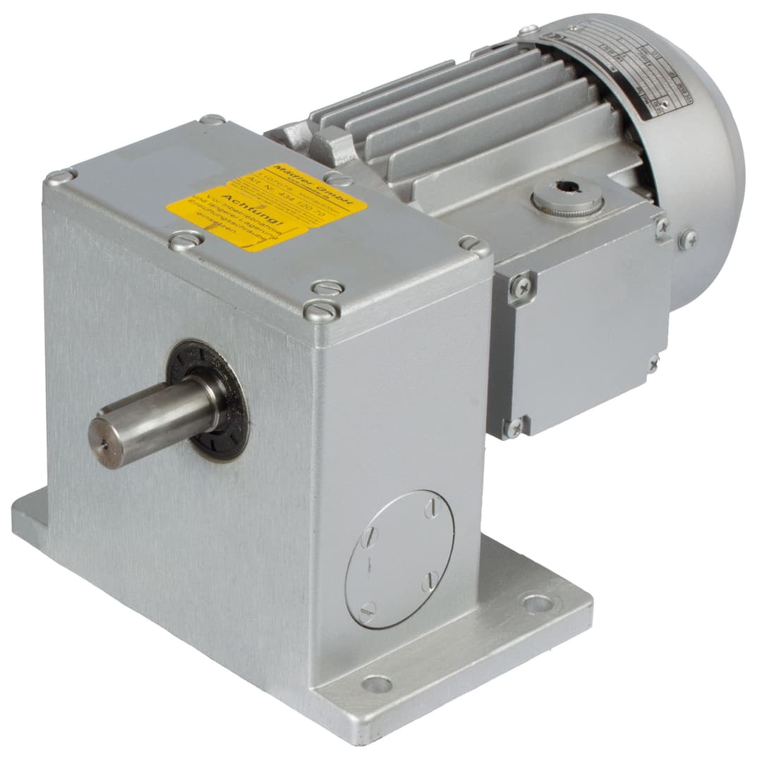 Worm geared motor RS 250 Watt 230/400V 50Hz IE2 i=1520:1 output speed approx. 1.8 rpm permitted Md2=81Nm (For operating instructions please visit the download area of our website www.maedler.de)