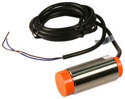 AUTONICS - CR30-15AC - CAPACITIVE PROXIMITY SENSOR